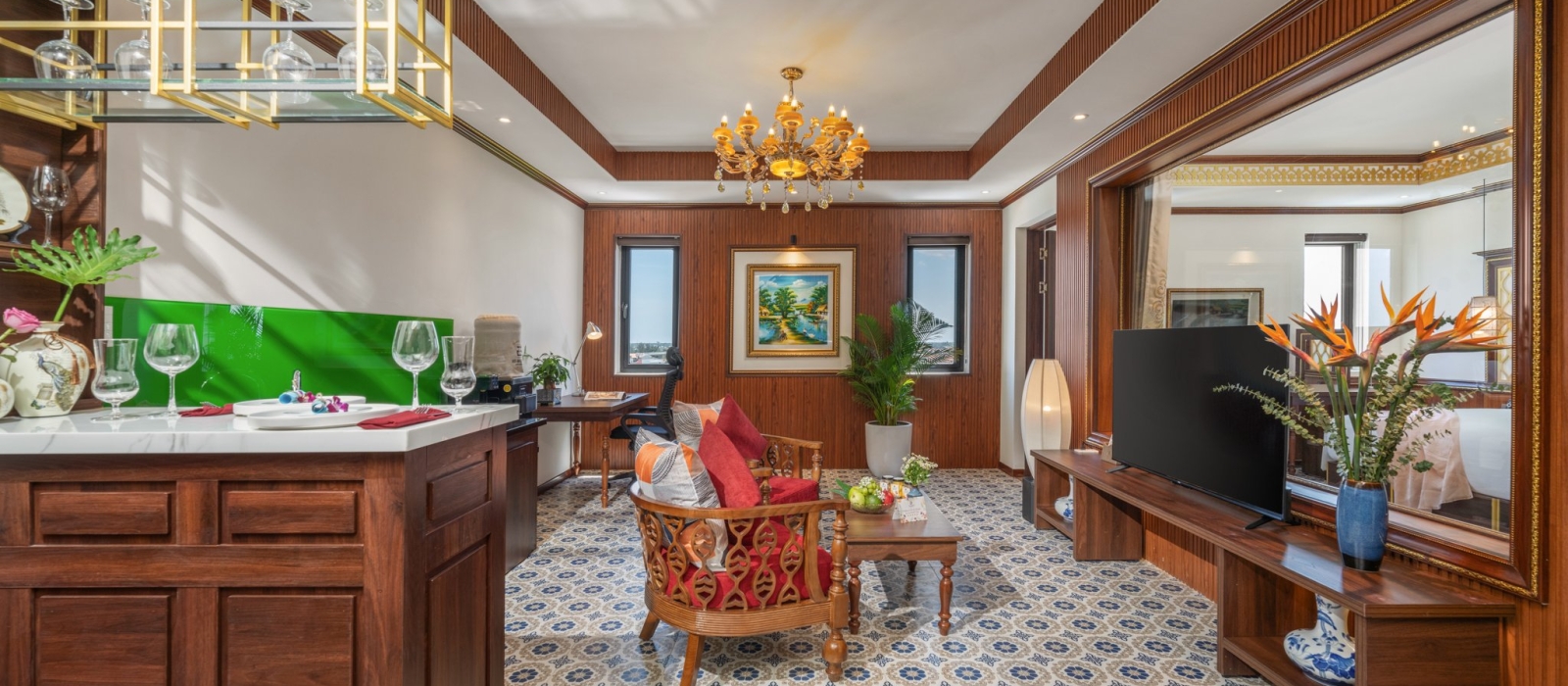 SIGNATURE PENTHOUSE
